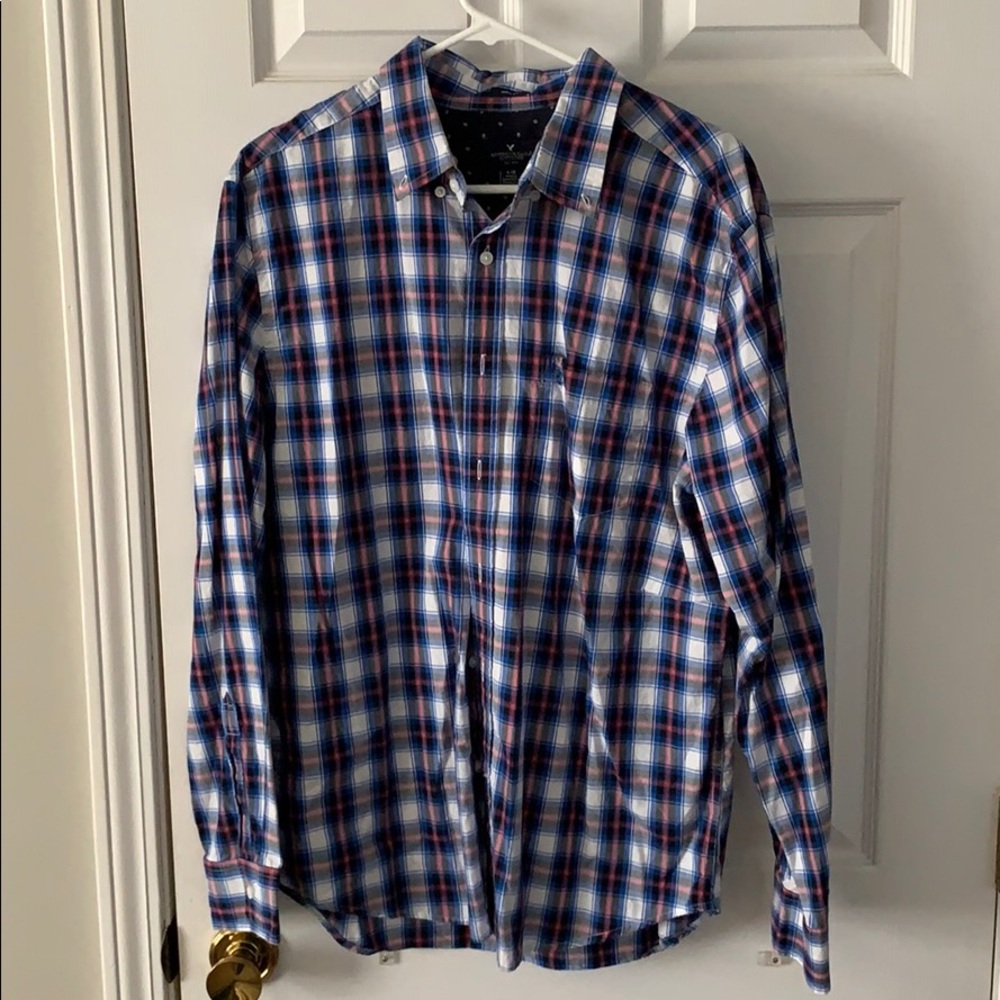 American Eagle Long Sleeve button down shirt